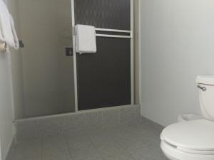 Um banheiro em Hotel del Camino