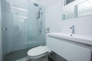 Xaiyong Resort - ไทรโยงรีสอร์ท的一间浴室