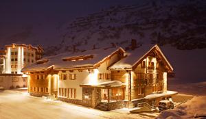 Gallery image of Bentleys House MOUNTAIN Residence in Zürs am Arlberg