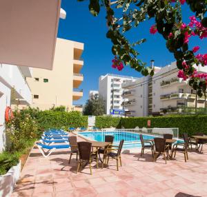 Apartamentos Green Line Bon Sol - AB Group, Playa d'en Bossa – Updated 2023  Prices