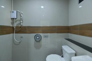 Vonios kambarys apgyvendinimo įstaigoje Jarat Mansion