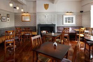 Restoran atau tempat lain untuk makan di The Royal Oak