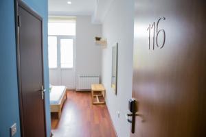 Koupelna v ubytování SAHIL Hostel & Hotel + 37 fotografií