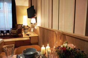 Telewizja i/lub zestaw kina domowego w obiekcie WANZ'inn Design Appartements