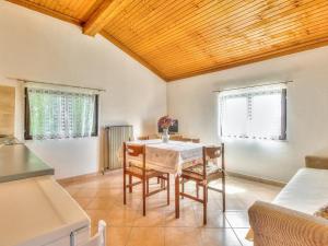 Fotografie z fotogalerie ubytování PARADINOVIC house with apartments - adult only v destinaci Zambratija + 32 fotografií