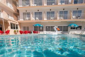 Basen w obiekcie Hotel Anibal - AB Group lub w pobliżu