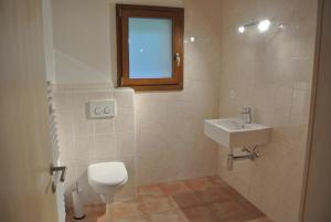 Koupelna v ubytování La Tzoum'hostel