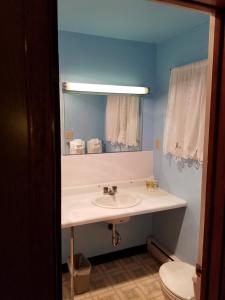 Bathroom sa Buckhorn Resort