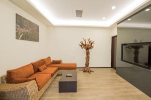 Area soggiorno di Shangri Longluan Lake One B&B