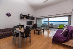 TV a/nebo společenská místnost v ubytování Apartments Vista
