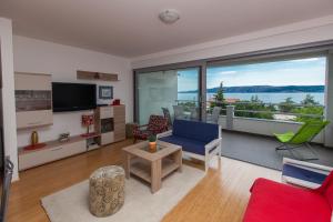 TV a/nebo společenská místnost v ubytování Apartments Vista