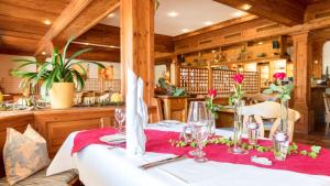 Restaurace v ubytování Heuboden Hotel Landhaus Blum