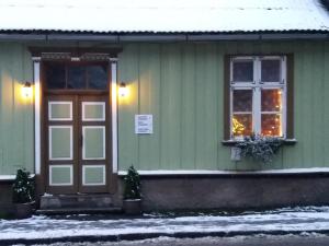 Galeriebild der Unterkunft Posti Old Town Apartment in Viljandi