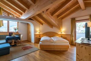 Postel nebo postele na pokoji v ubytování Hotel Hell