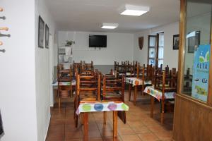 TV a/nebo společenská místnost v ubytování Albergue de Canfranc Estación