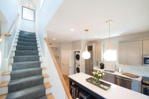 Gallery image of The Newport Lofts - 595 Thames Street in Newport