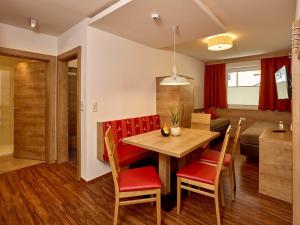Posedenie v ubytovaní SöldenLiving Appartements