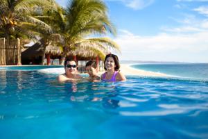 Swimming pool sa o malapit sa Cabañas El Cielito