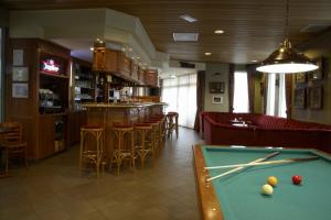 Ο χώρος του lounge ή του μπαρ στο Hotel Dekkers
