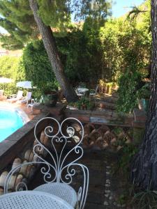 Bazén v ubytování Hotel Mediterranée nebo v jeho okolí
