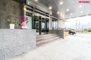 Gallery image of Hotel TopsVille in Gangneung