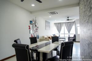 Fotografie z fotogalerie ubytování Shuang Yang Sekinchan Homestay v destinaci Sekincan