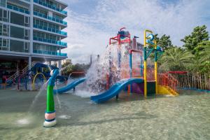 Bazén v ubytování My Resort Huahin B101 Pool Access nebo v jeho okolí + 37 fotografií