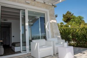 Balkón nebo terasa v ubytování Conero Suites