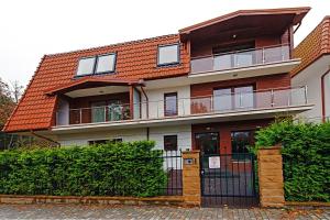 Budova, v ktorej sa apartmán nachádza