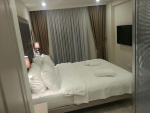 Uma TV ou centro de entretenimento em Perla Galata Hotel