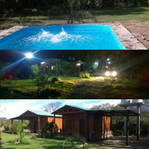 dwa zdjęcia domu i basenu w obiekcie Cabañas El Paraiso w mieście San Salvador de Jujuy