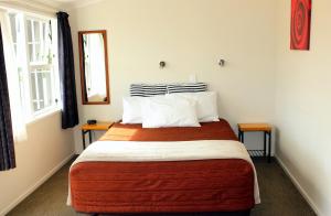 Postel nebo postele na pokoji v ubytování Te Awa Motel