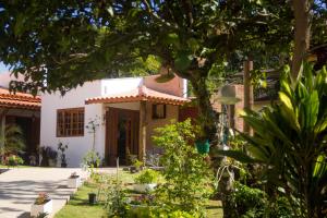 Gallery image of Villa Cottage Pousada in Monte Alegre do Sul