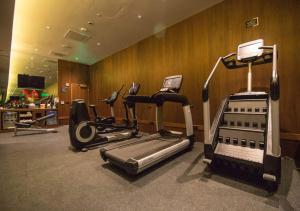 Posilňovňa alebo fitness centrum v ubytovaní Hotel Fusion, a C-Two Hotel