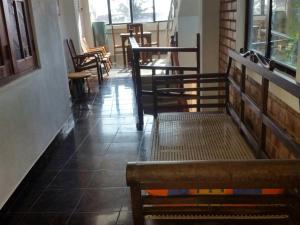 Posezení v ubytování Hikka Urban Stay