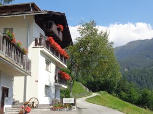 Foto da galeria de Appartements Martha em Matrei in Osttirol