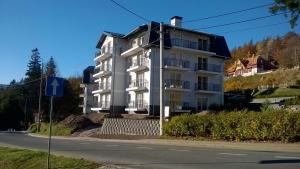 Budynek, w którym mieści się apartament