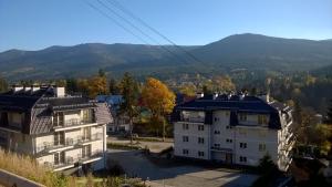 Widok na góry z tego apartamentu