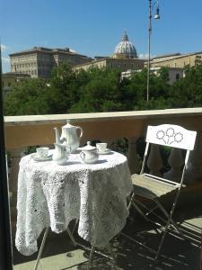 Zdjęcie z galerii obiektu Un Caffè sul Balcone 2 w Rzymie