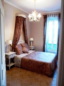 カンヌにあるCharming 2 bedroom apt in Central Cannes walking distance to beaches Croisette and the Palais 678のギャラリーの写真