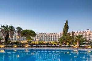 A piscina localizada em Penina Hotel & Golf Resort ou nos arredores