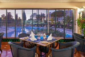 A piscina localizada em Penina Hotel & Golf Resort ou nos arredores