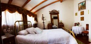 Gallery image of Hotel Museo Casona Ugarte Leon in Concepción