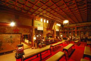 A restaurant or other place to eat at 高野山 宿坊 不動院 -Koyasan Shukubo Fudoin-