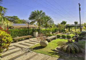 Κήπος έξω από το Brotas Eco Hotel Fazenda