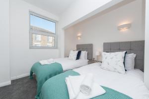 Gallery image of Two bed ground floor apartment, sleeps six, free parking and high speed Wifi in Ramsgate