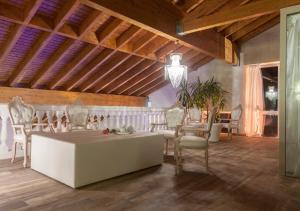 Posezení v ubytování Hotel & SPA Bringué