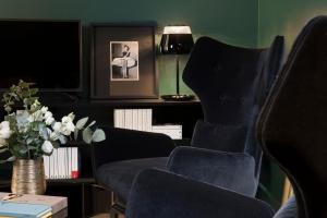 Posezení v ubytování Hôtel Cardinal Bordeaux Centre