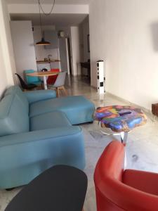 Część wypoczynkowa w obiekcie Pop Art House 2 Bedrooms