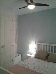 Łóżko lub łóżka w pokoju w obiekcie Pop Art House 2 Bedrooms
